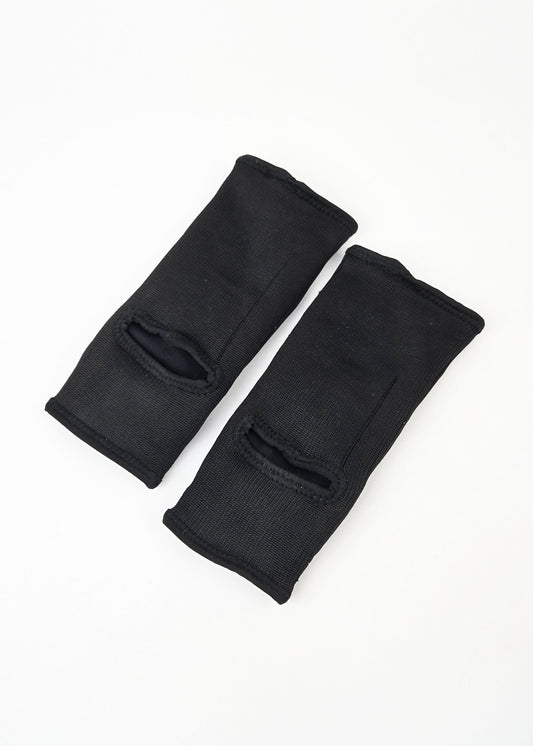 INSTEP GUARDS